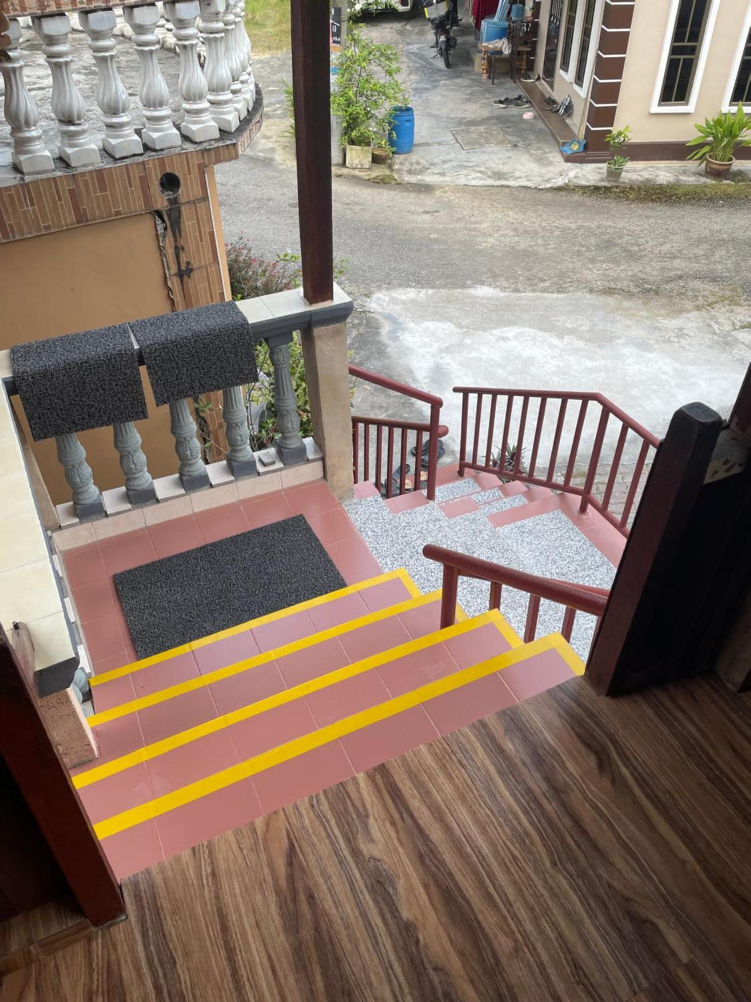 Rumah Kayu Kota Tinggi Homestay